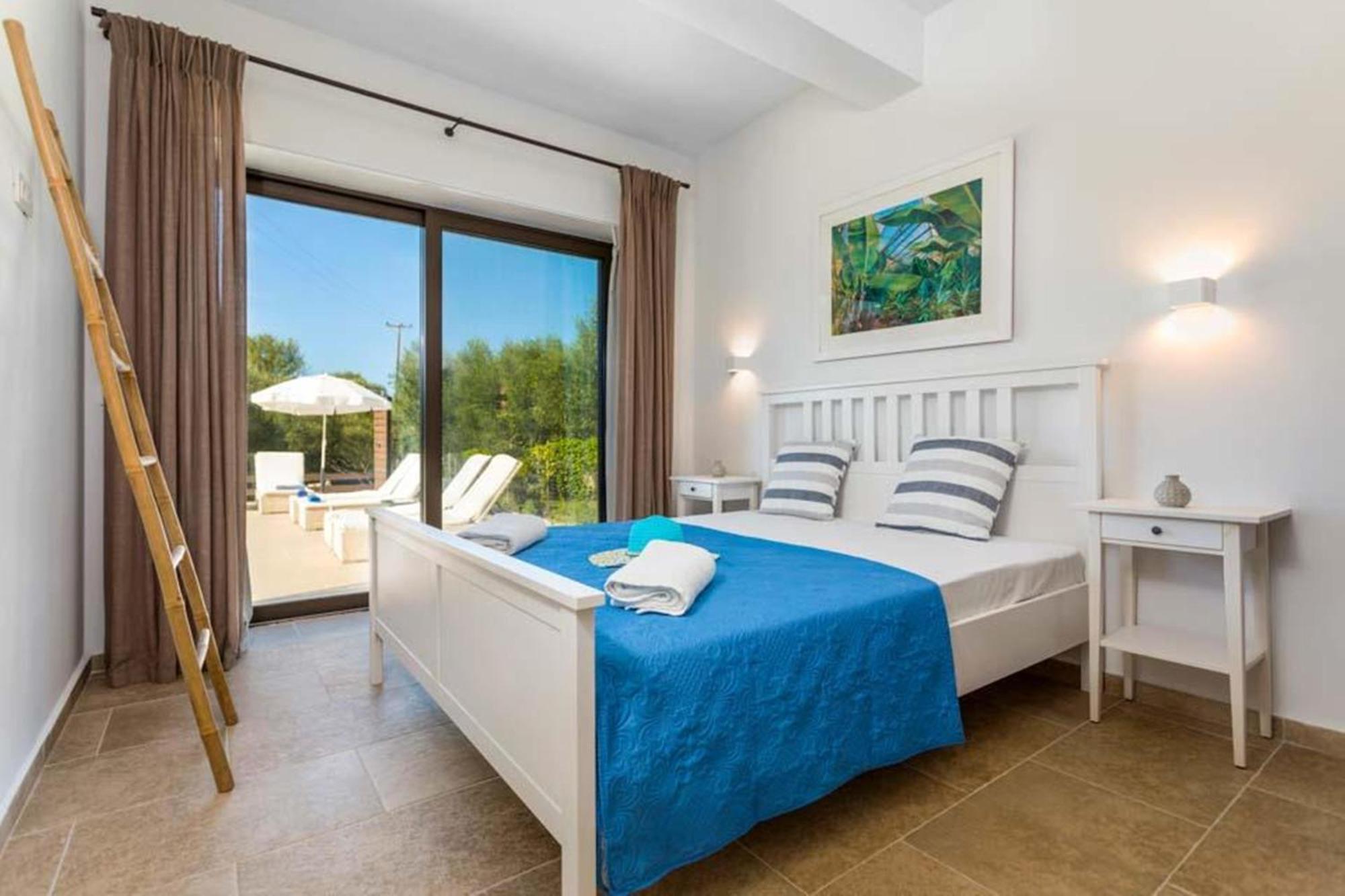 Astarte Villas - Petra Elia Private Villa With Pool Plános Extérieur photo