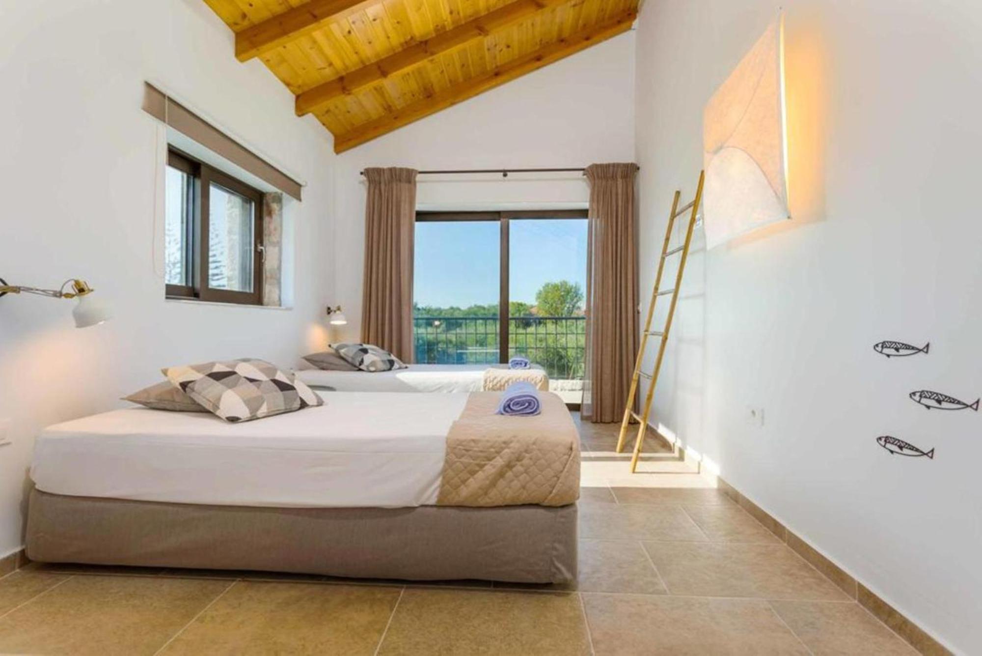 Astarte Villas - Petra Elia Private Villa With Pool Plános Extérieur photo